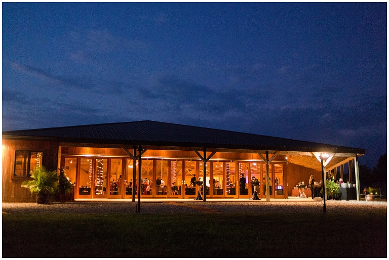 Blacksburg Wedding Photographer,Glenburn Farm Wedding,On the Glen at Glenburn,Roanoke Farm Wedding,Roanoke Wedding Photographer,