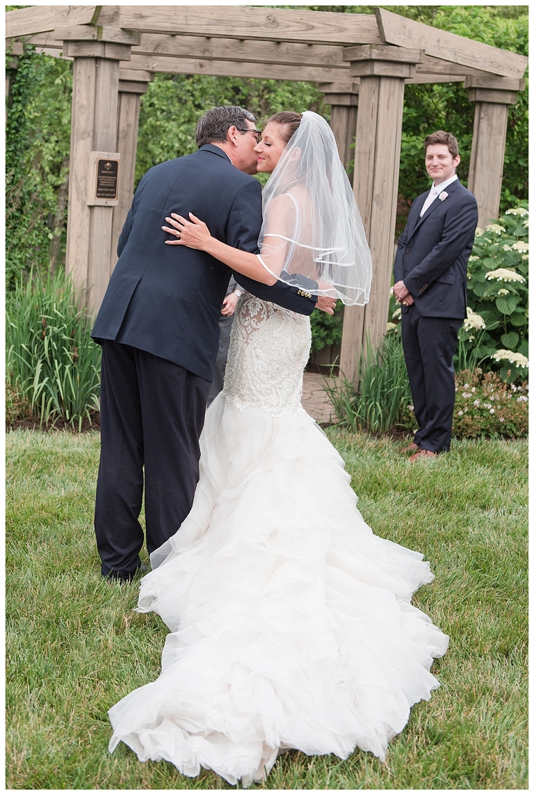 Blacksburg Wedding Photographer,Charlottesville Wedding Photographer,Hahn Horticulture Garden Wedding,Ithaca Wedding Photographer,Roanoke Wedding Photographer,Virginia Tech Wedding,
