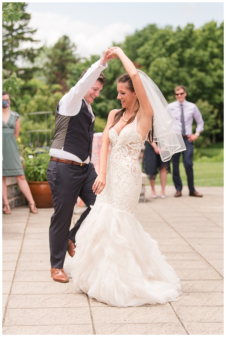 Blacksburg Wedding Photographer,Charlottesville Wedding Photographer,Hahn Horticulture Garden Wedding,Ithaca Wedding Photographer,Roanoke Wedding Photographer,Virginia Tech Wedding,