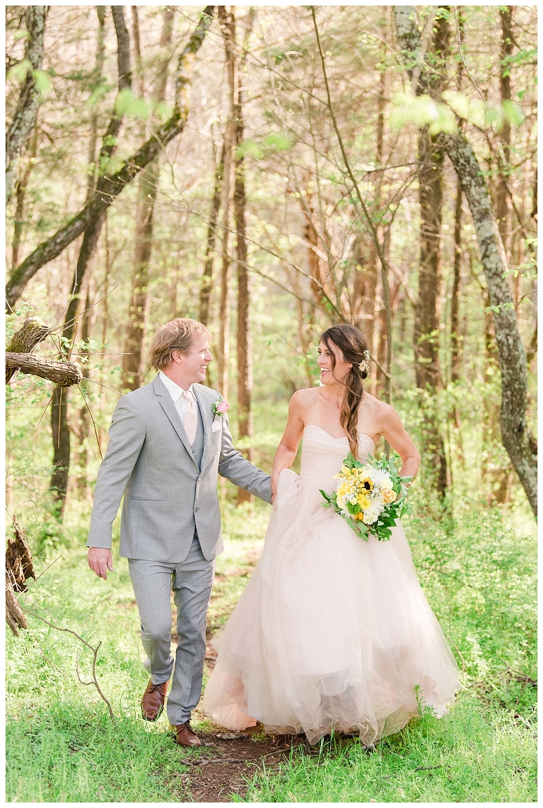 Barn Wedding Virginia,Country Wedding,Horse Wedding,Lynchburg Wedding Photographer,Roanoke Wedding Photographer,Virginia Wedding Photographer,